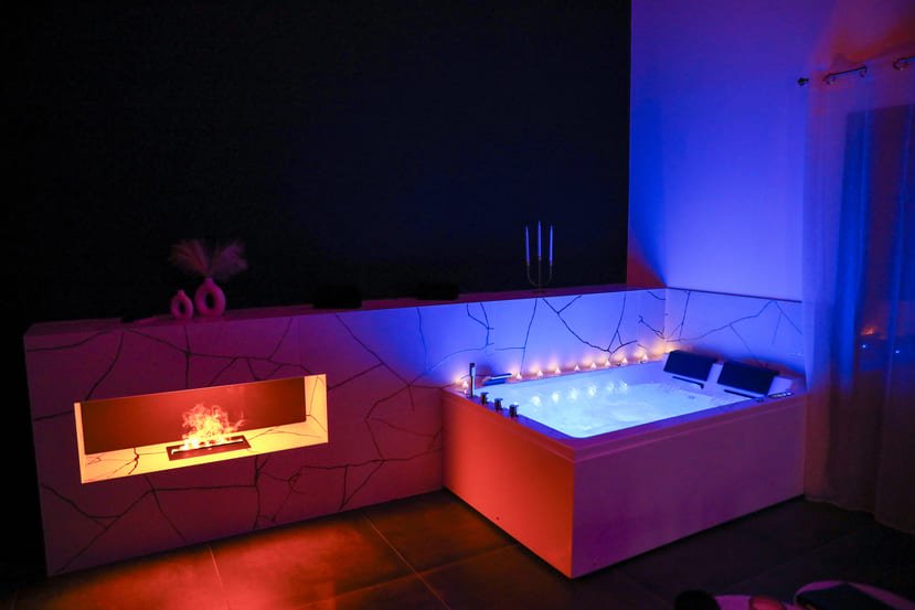 7 ème Loft - Love’nSpa - weekend en amoureux, love rooms avec spa ou jacuzzi privatif11 de 7 ème Loft