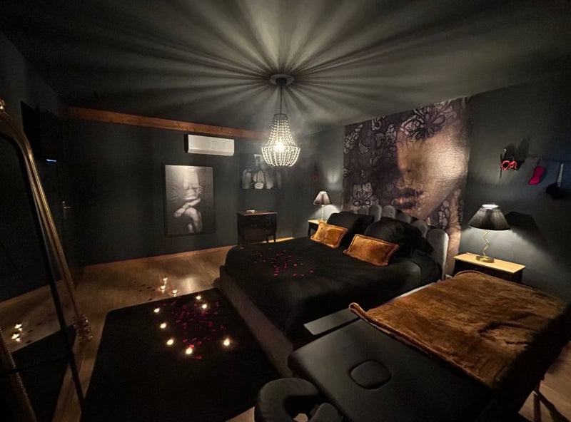 Au Domaine Insolite - Love’nSpa - weekend en amoureux, love rooms avec spa ou jacuzzi privatif3 de Au Domaine Insolite