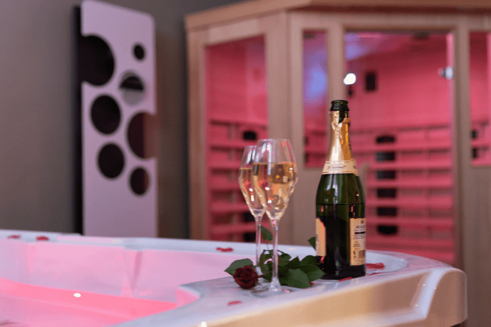 Au nid d'amour - Love’nSpa - weekend en amoureux, love rooms avec spa ou jacuzzi privatif12 de Au nid d'amour