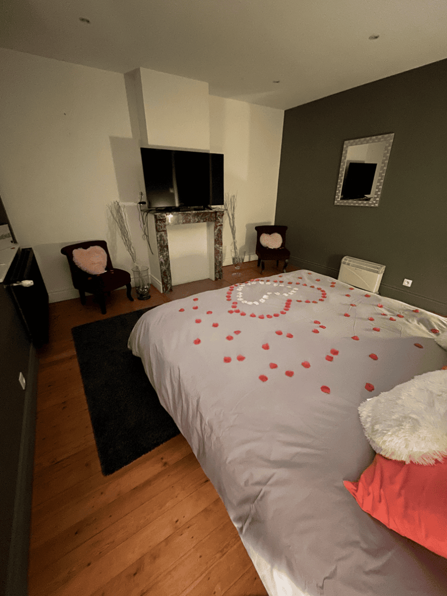 Bdj spa - Love’nSpa - weekend en amoureux, love rooms avec spa ou jacuzzi privatif7 de Bdj spa