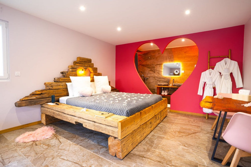 Bisou sucre - Love’nSpa - weekend en amoureux, love rooms avec spa ou jacuzzi privatif1 de Bisou sucre