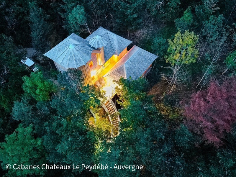 Cabane Château & Spa privatif Peydébé - Love’nSpa - weekend en amoureux, love rooms avec spa ou jacuzzi privatif1 de Cabane Château & Spa privatif Peydébé