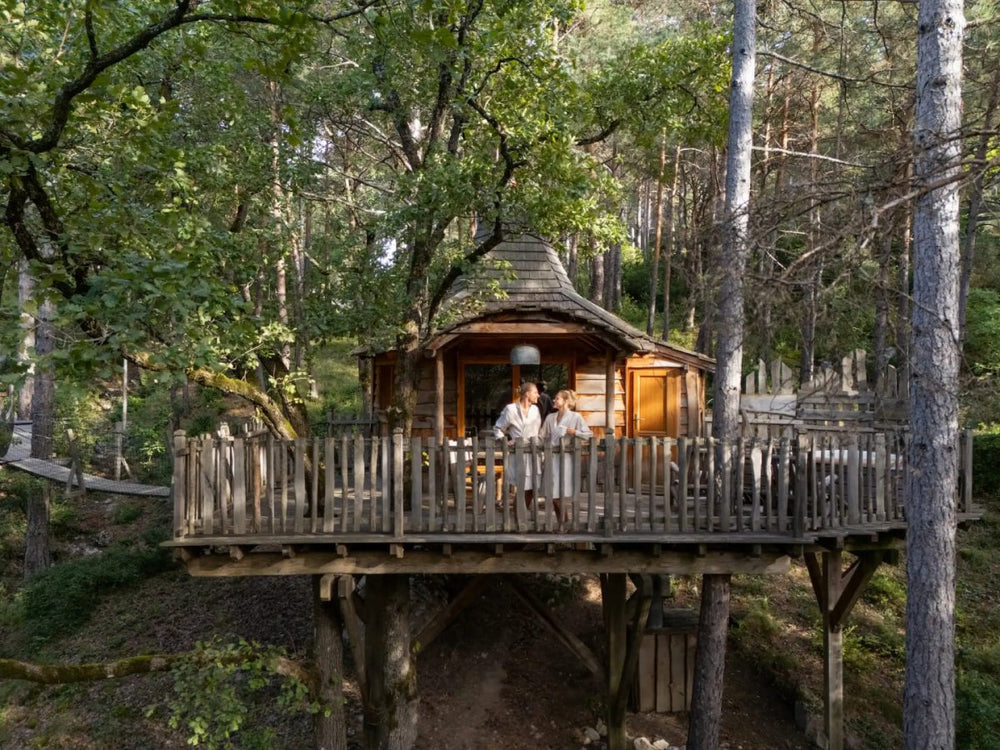 Cabane dans les arbres avec jacuzzi privatif - Aristoloche - Love’nSpa - weekend en amoureux, love rooms avec spa ou jacuzzi privatif13 de Cabane dans les arbres avec jacuzzi privatif - Aristoloche