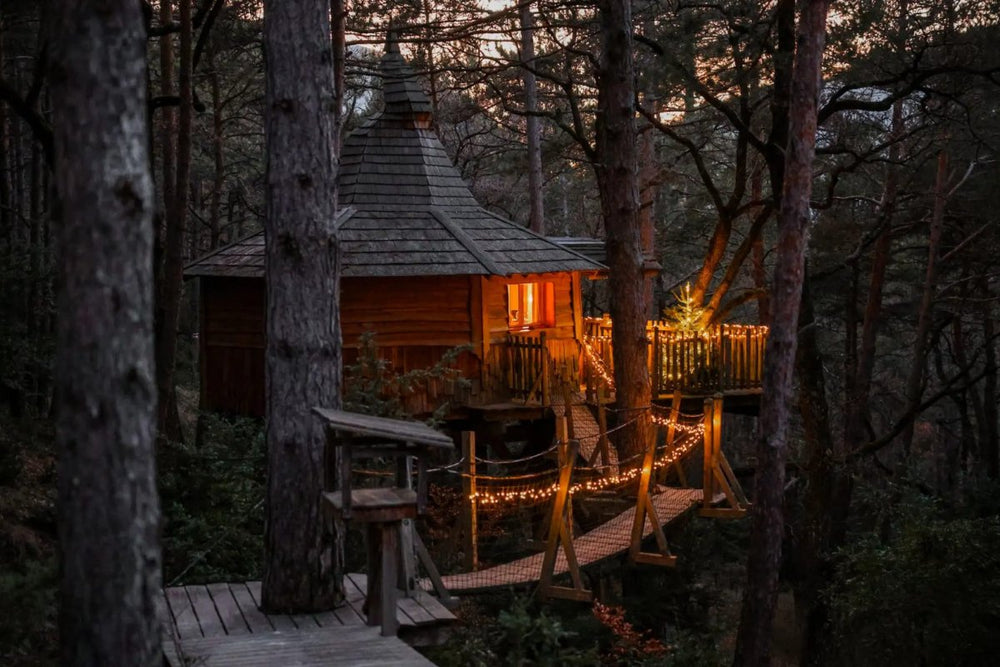 Cabane dans les arbres avec jacuzzi privatif - Aristoloche - Love’nSpa - weekend en amoureux, love rooms avec spa ou jacuzzi privatif8 de Cabane dans les arbres avec jacuzzi privatif - Aristoloche