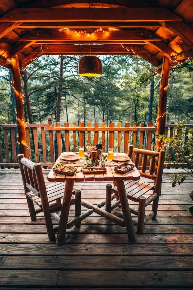 Cabane dans les arbres avec jacuzzi privatif - Aristoloche - Love’nSpa - weekend en amoureux, love rooms avec spa ou jacuzzi privatif1 de Cabane dans les arbres avec jacuzzi privatif - Aristoloche