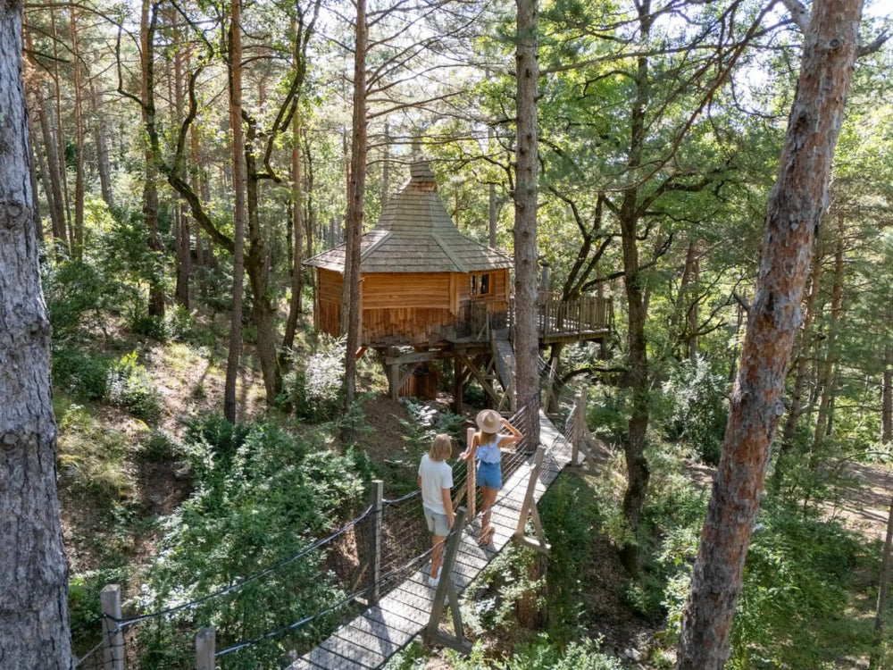 Cabane dans les arbres avec jacuzzi privatif - Aristoloche - Love’nSpa - weekend en amoureux, love rooms avec spa ou jacuzzi privatif14 de Cabane dans les arbres avec jacuzzi privatif - Aristoloche
