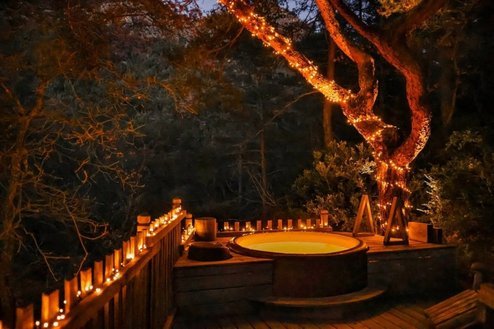 Cabane dans les arbres avec jacuzzi privatif - Bois d'Arambe - Love’nSpa - weekend en amoureux, love rooms avec spa ou jacuzzi privatif1 de Cabane dans les arbres avec jacuzzi privatif - Bois d'Arambe