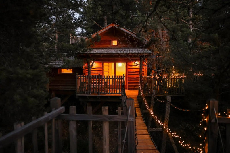 Cabane dans les arbres avec jacuzzi privatif - Épine Vinette - Love’nSpa - weekend en amoureux, love rooms avec spa ou jacuzzi privatif3 de Cabane dans les arbres avec jacuzzi privatif - Épine Vinette