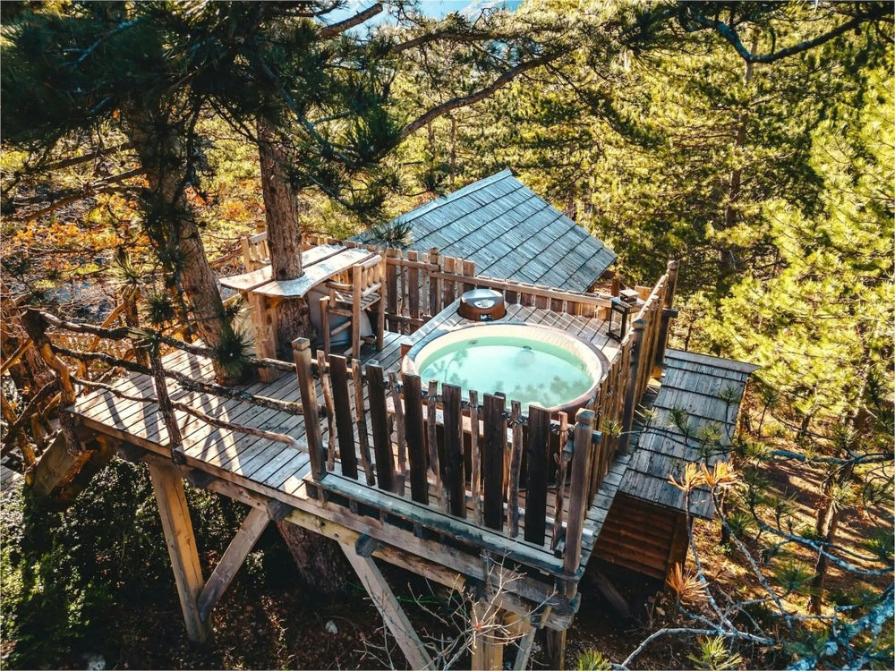 Cabane dans les arbres avec jacuzzi privatif - Épine Vinette - Love’nSpa - weekend en amoureux, love rooms avec spa ou jacuzzi privatif17 de Cabane dans les arbres avec jacuzzi privatif - Épine Vinette