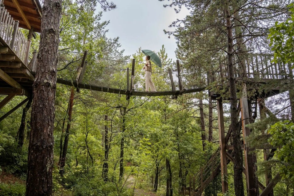 Cabane dans les arbres avec jacuzzi privatif - Épine Vinette - Love’nSpa - weekend en amoureux, love rooms avec spa ou jacuzzi privatif21 de Cabane dans les arbres avec jacuzzi privatif - Épine Vinette