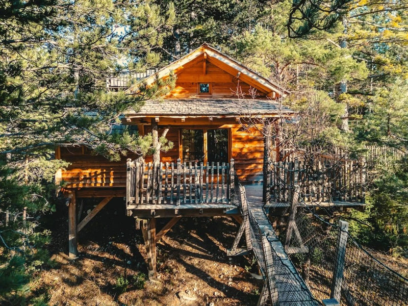 Cabane dans les arbres avec jacuzzi privatif - Épine Vinette - Love’nSpa - weekend en amoureux, love rooms avec spa ou jacuzzi privatif1 de Cabane dans les arbres avec jacuzzi privatif - Épine Vinette