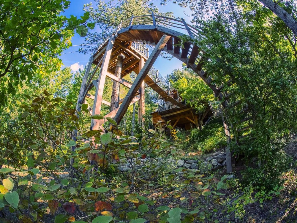 Cabane dans les arbres avec jacuzzi privatif - Épine Vinette - Love’nSpa - weekend en amoureux, love rooms avec spa ou jacuzzi privatif16 de Cabane dans les arbres avec jacuzzi privatif - Épine Vinette