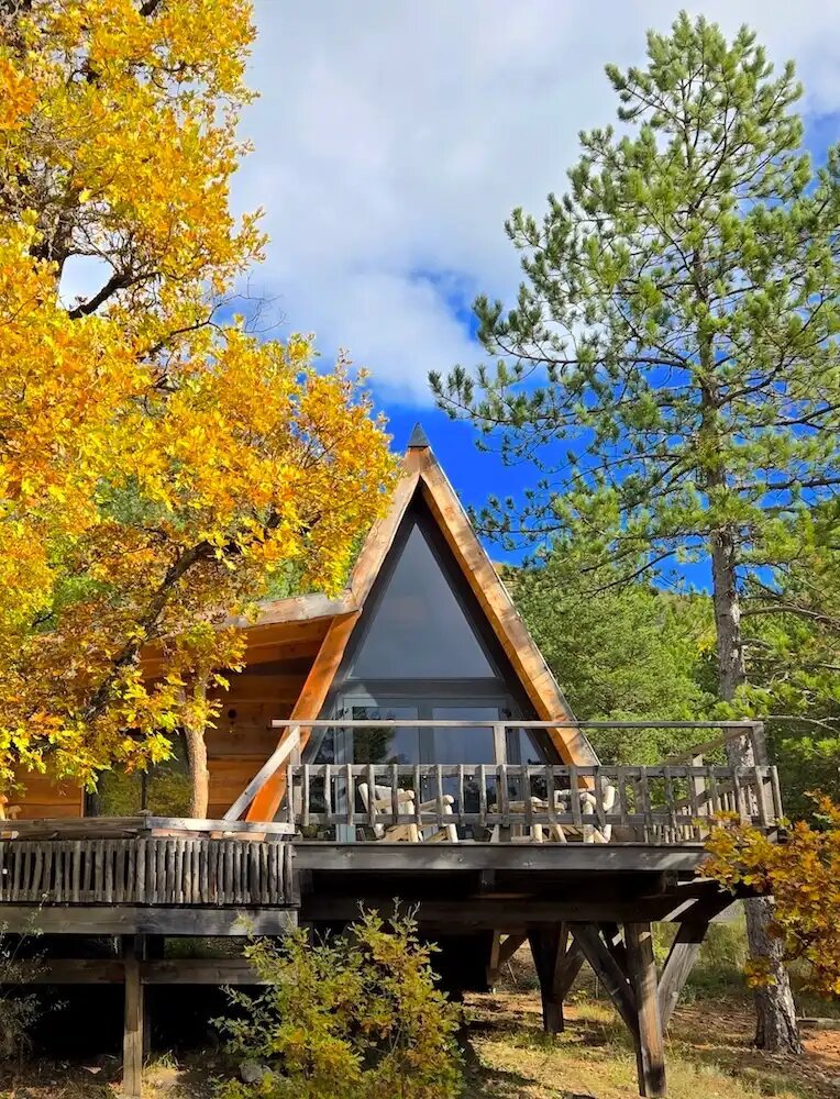 Cabane dans les arbres avec jacuzzi privatif - Petite Buëch - Love’nSpa - weekend en amoureux, love rooms avec spa ou jacuzzi privatif10 de Cabane dans les arbres avec jacuzzi privatif - Petite Buëch