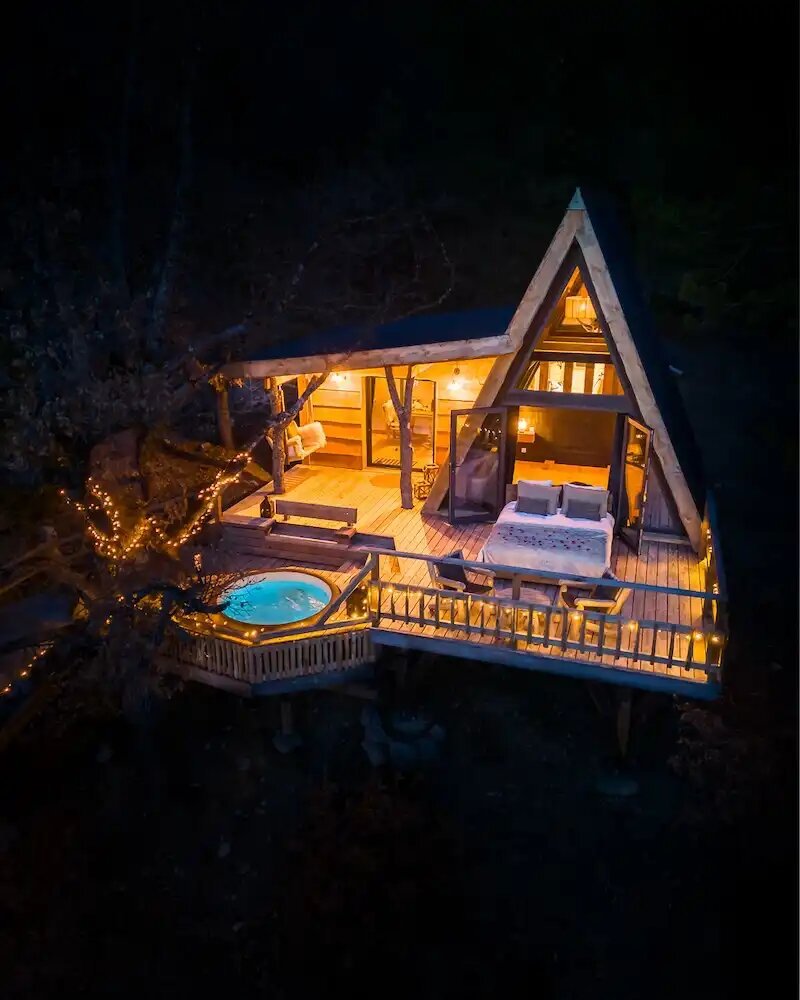 Cabane dans les arbres avec jacuzzi privatif - Petite Buëch - Love’nSpa - weekend en amoureux, love rooms avec spa ou jacuzzi privatif19 de Cabane dans les arbres avec jacuzzi privatif - Petite Buëch