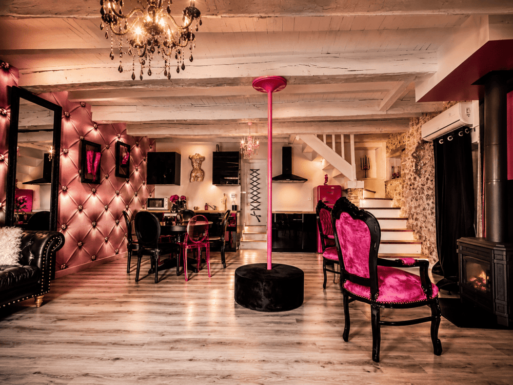 Caporizon - Lov'BnB - Love’nSpa - weekend en amoureux, love rooms avec spa ou jacuzzi privatif1 de Caporizon - Lov'BnB