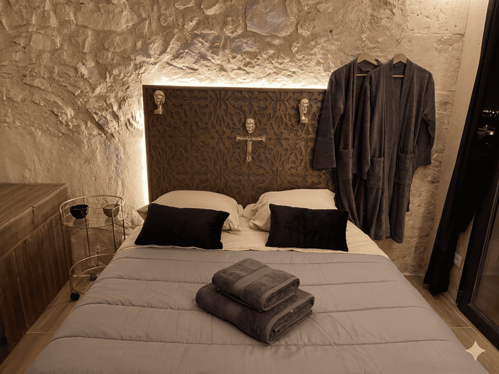 Caporizon - Lov'BnB - Love’nSpa - weekend en amoureux, love rooms avec spa ou jacuzzi privatif4 de Caporizon - Lov'BnB