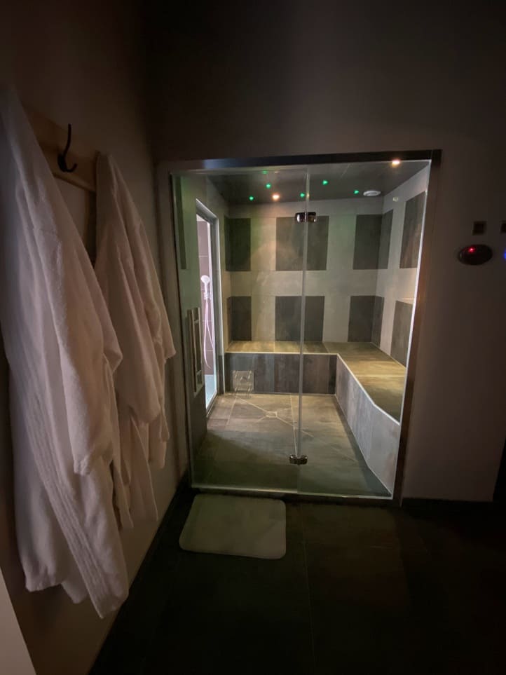 CASALOVA - Love’nSpa - weekend en amoureux, love rooms avec spa ou jacuzzi privatif5 de CASALOVA