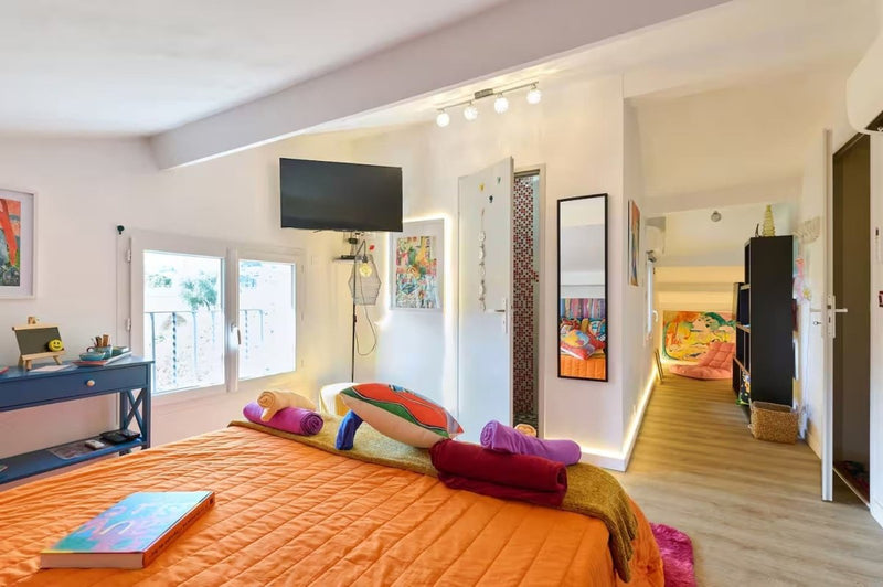 Chambre Fauve - Love’nSpa - weekend en amoureux, love rooms avec spa ou jacuzzi privatif3 de Chambre Fauve