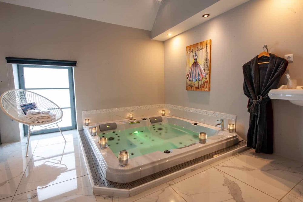 Charme au fil de l'eau - Baiser Volé - Love’nSpa - weekend en amoureux, love rooms avec spa ou jacuzzi privatif10 de Charme au fil de l'eau - Baiser Volé