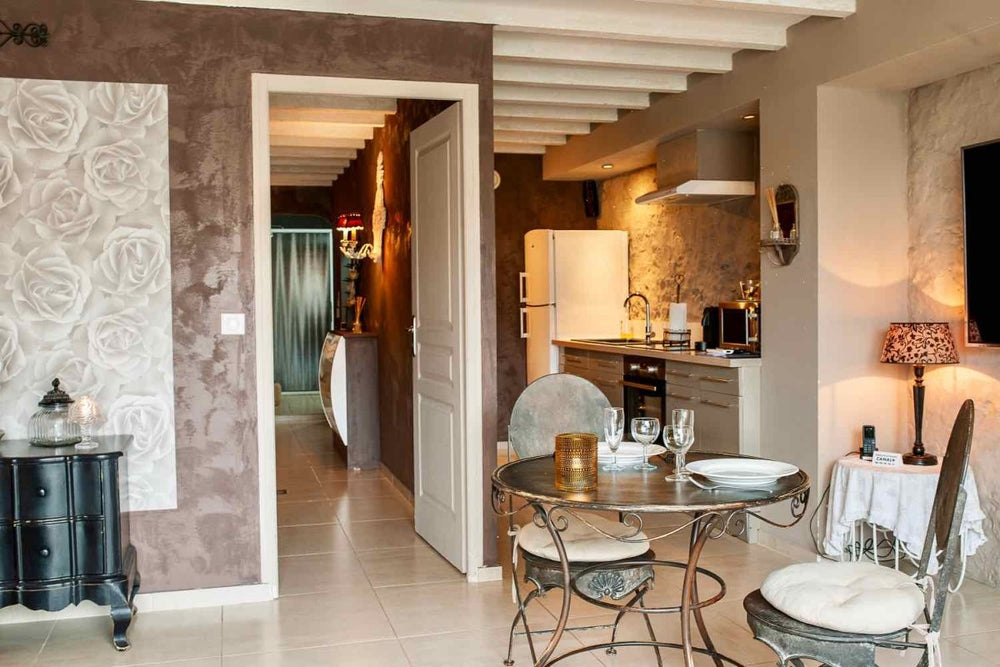Charme au fil de l'eau - Juste Toi Et Moi - Love’nSpa - weekend en amoureux, love rooms avec spa ou jacuzzi privatif8 de Charme au fil de l'eau - Juste Toi Et Moi