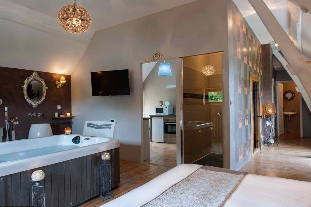 Charme au fil de l'eau - L'élégant - Love’nSpa - weekend en amoureux, love rooms avec spa ou jacuzzi privatif3 de Charme au fil de l'eau - L'élégant