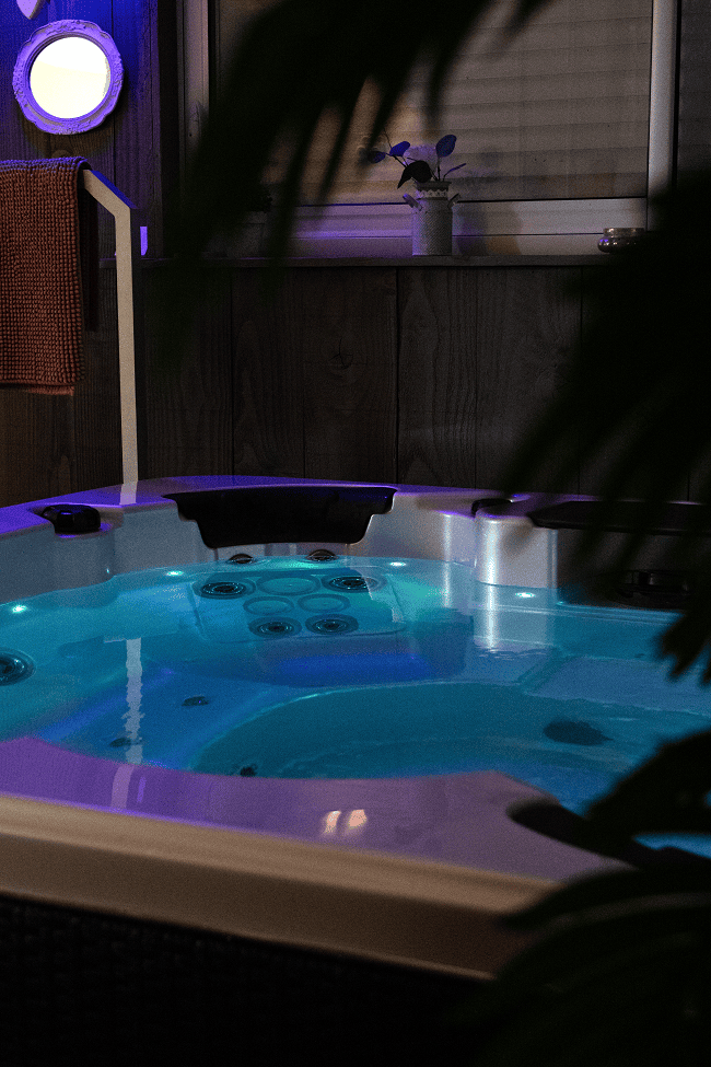 Charme & Sens - Love’nSpa - weekend en amoureux, love rooms avec spa ou jacuzzi privatif1 de Charme & Sens