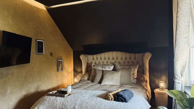 Clair de Lune, HORS DU TEMPS - Love’nSpa - weekend en amoureux, love rooms avec spa ou jacuzzi privatif12 de Clair de Lune, HORS DU TEMPS