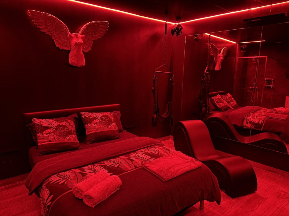 Crescendo - Love’nSpa - weekend en amoureux, love rooms avec spa ou jacuzzi privatif7 de Crescendo