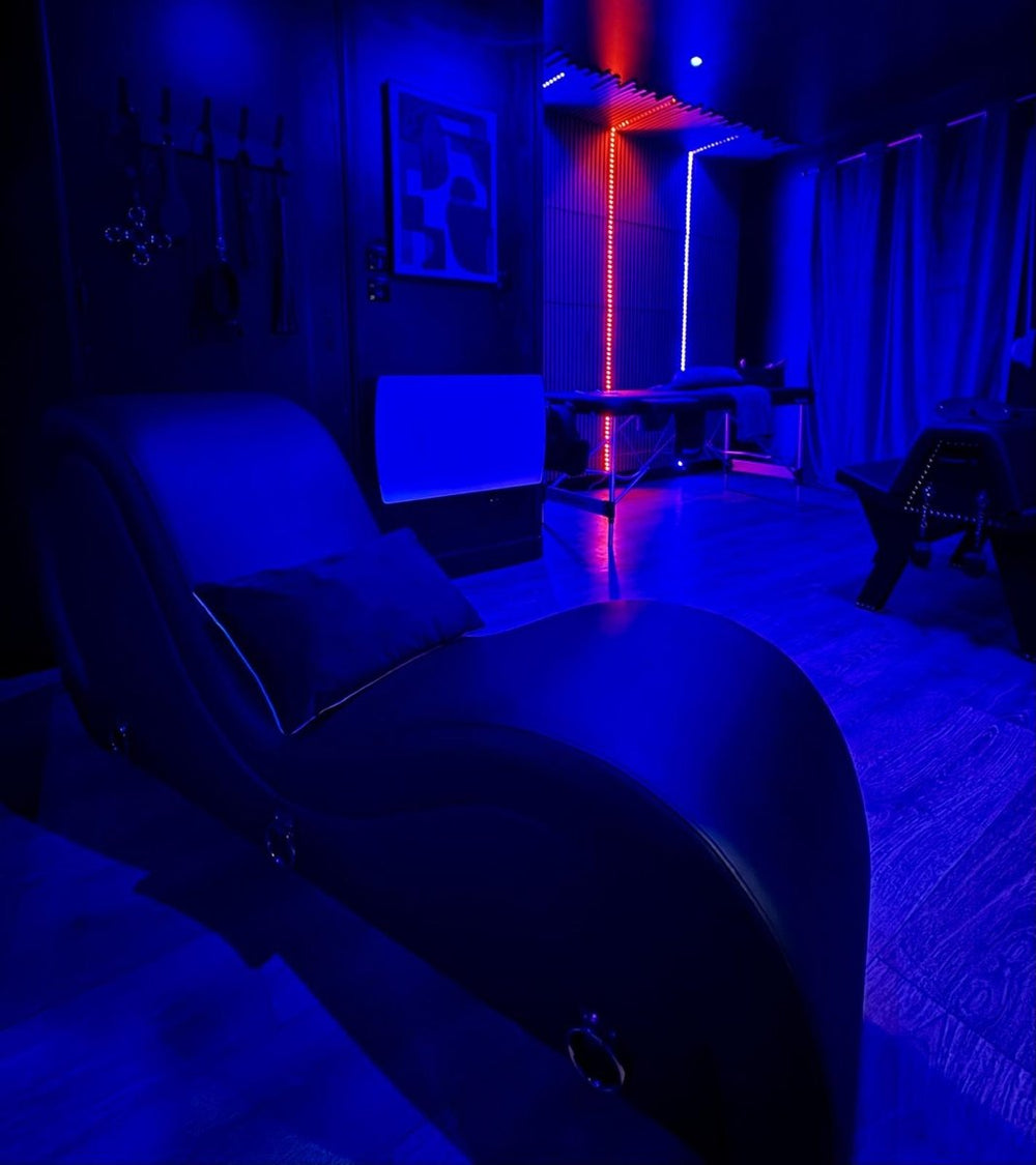 Dalikyda - La Tentation - Jacuzzi & Cinéma Privée - Love’nSpa - weekend en amoureux, love rooms avec spa ou jacuzzi privatif7 de Dalikyda - La Tentation - Jacuzzi & Cinéma Privée