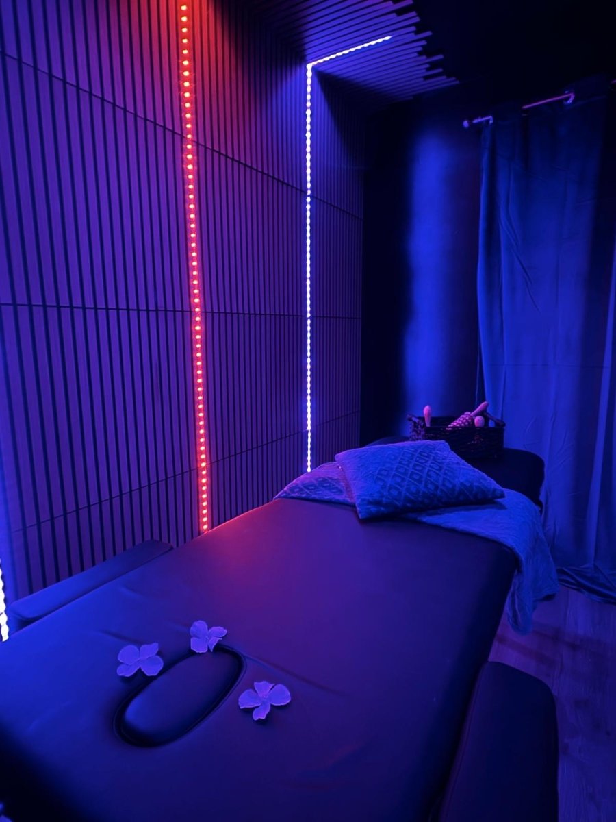 Dalikyda - La Tentation - Jacuzzi & Cinéma Privée - Love’nSpa - weekend en amoureux, love rooms avec spa ou jacuzzi privatif6 de Dalikyda - La Tentation - Jacuzzi & Cinéma Privée