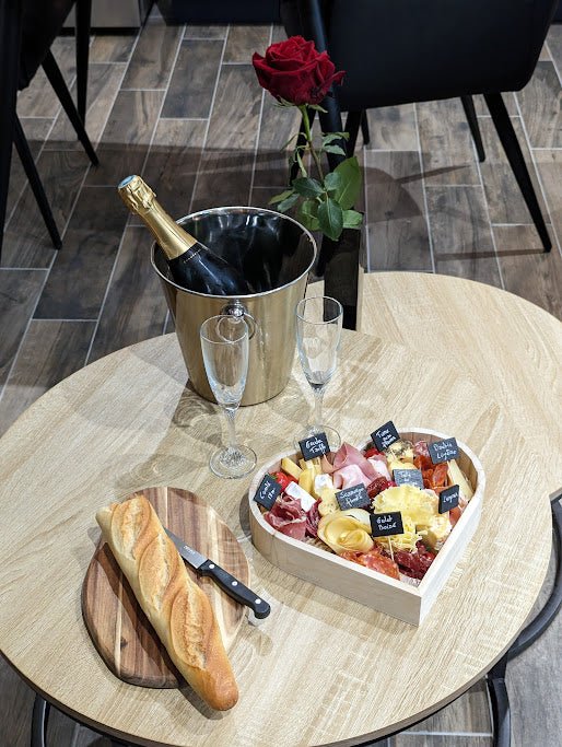 DELIV' LOVE - Love’nSpa - weekend en amoureux, love rooms avec spa ou jacuzzi privatif12 de DELIV' LOVE