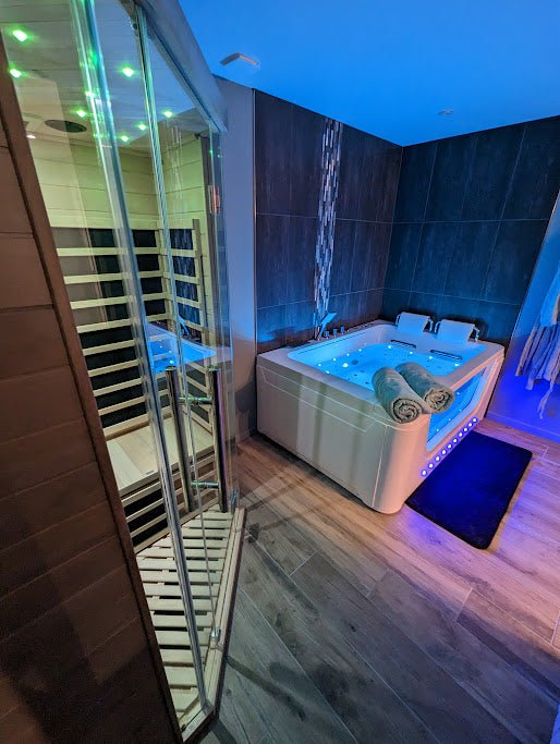 DELIV' LOVE - Love’nSpa - weekend en amoureux, love rooms avec spa ou jacuzzi privatifDELIV' LOVE