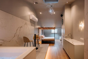 Designer Hotel - Suite Dior - Love’nSpa - weekend en amoureux, love rooms avec spa ou jacuzzi privatif