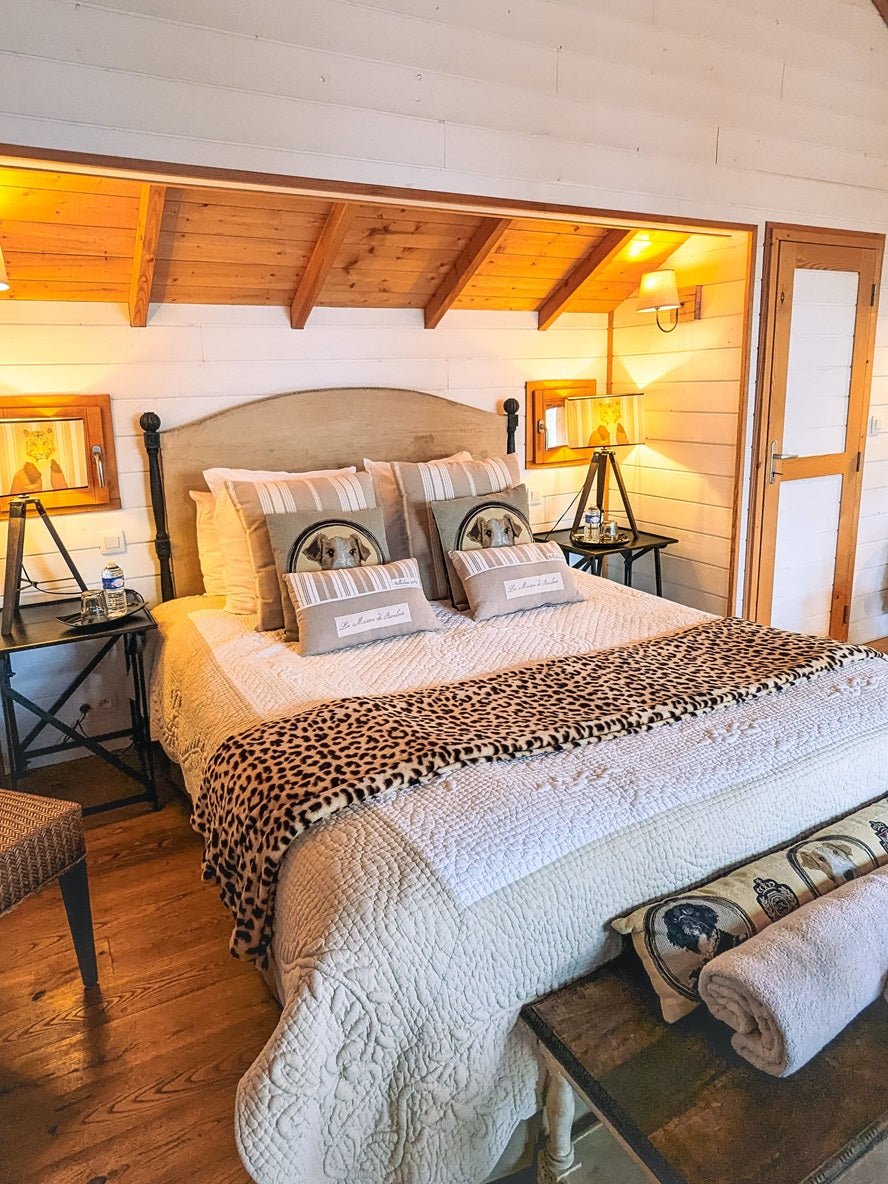Domaine de Pech et Lafon - Cabane Out of Africa - Love’nSpa - weekend en amoureux, love rooms avec spa ou jacuzzi privatifDomaine de Pech et Lafon - Cabane Out of Africa