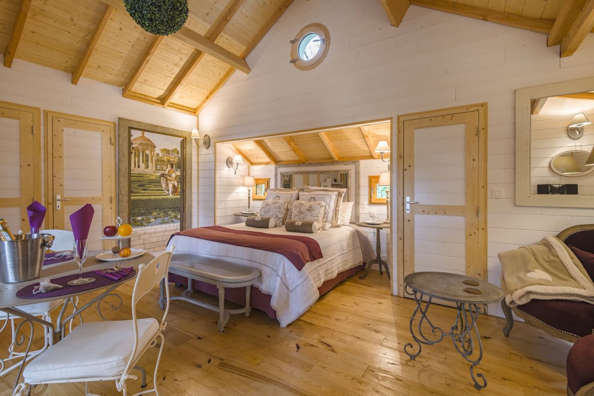 Domaine de Pech et Lafon - Cabane Spa Toscane - Love’nSpa - weekend en amoureux, love rooms avec spa ou jacuzzi privatifDomaine de Pech et Lafon - Cabane Spa Toscane