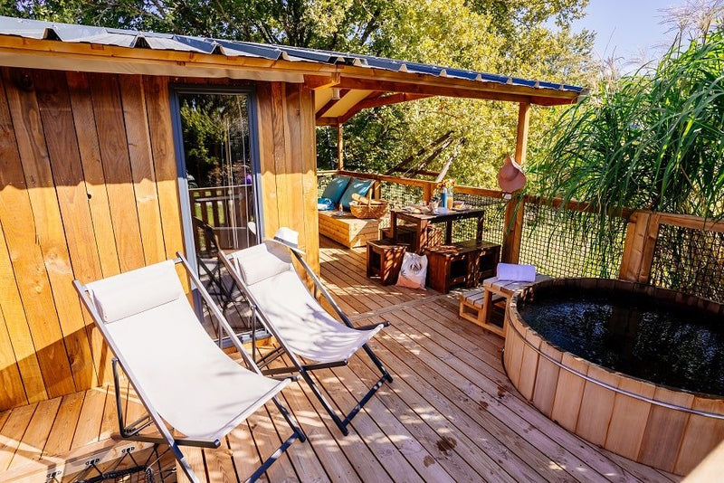 Domaine EcÔtelia - Love’nSpa - weekend en amoureux, love rooms avec spa ou jacuzzi privatif3 de Domaine EcÔtelia