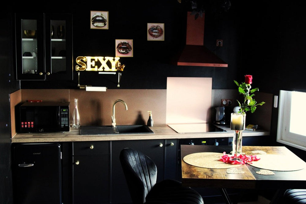 Enjoy Loveroom - Love’nSpa - weekend en amoureux, love rooms avec spa ou jacuzzi privatif14 de Enjoy Loveroom