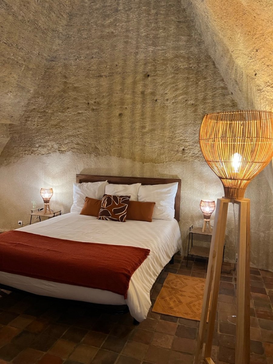 EntreNous Au Troglo - Love’nSpa - weekend en amoureux, love rooms avec spa ou jacuzzi privatif16 de Entre Nous Au Troglo