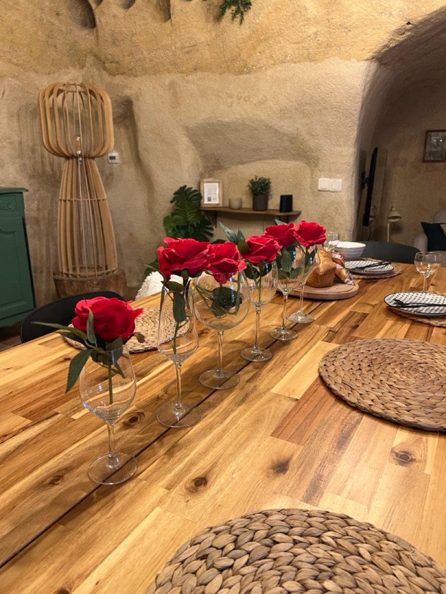 EntreNous Au Troglo - Love’nSpa - weekend en amoureux, love rooms avec spa ou jacuzzi privatif11 de Entre Nous Au Troglo