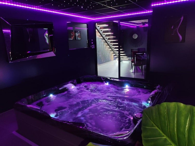 Espace évasion Love Room - Love’nSpa - weekend en amoureux, love rooms avec spa ou jacuzzi privatif2 de Espace évasions - Le Loft Love