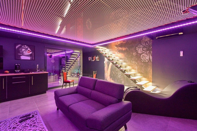 Espace évasion Love Room - Love’nSpa - weekend en amoureux, love rooms avec spa ou jacuzzi privatif1 de Espace évasions - Le Loft Love