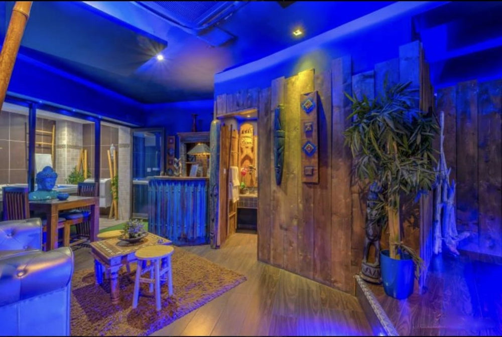 EVASION DUO - Suite St Barth - Love’nSpa - weekend en amoureux, love rooms avec spa ou jacuzzi privatif4 de EVASION DUO - Suite St Barth