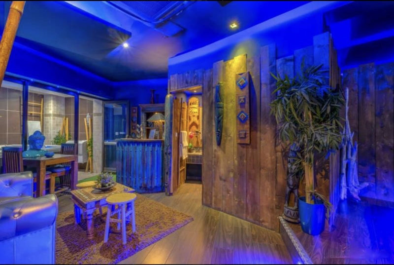 EVASION DUO - Suite St Barth - Love’nSpa - weekend en amoureux, love rooms avec spa ou jacuzzi privatif3 de EVASION DUO - Suite St Barth