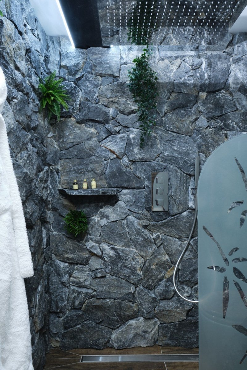 Evasion - Love’nSpa - weekend en amoureux, love rooms avec spa ou jacuzzi privatif2 de Evasion