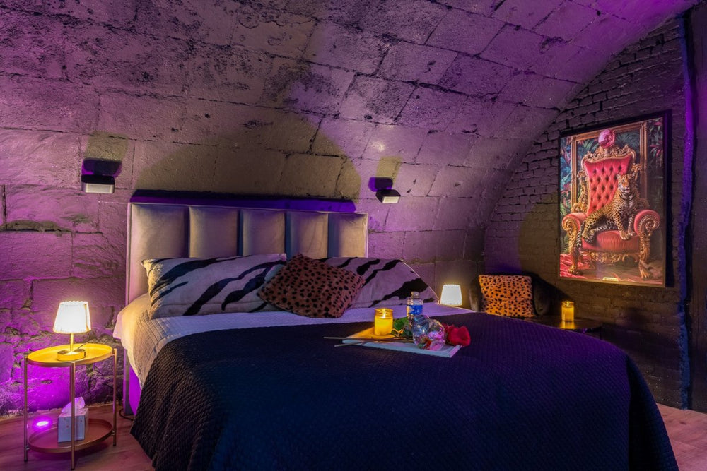 Félins - Love’nSpa - weekend en amoureux, love rooms avec spa ou jacuzzi privatif9 de Félins