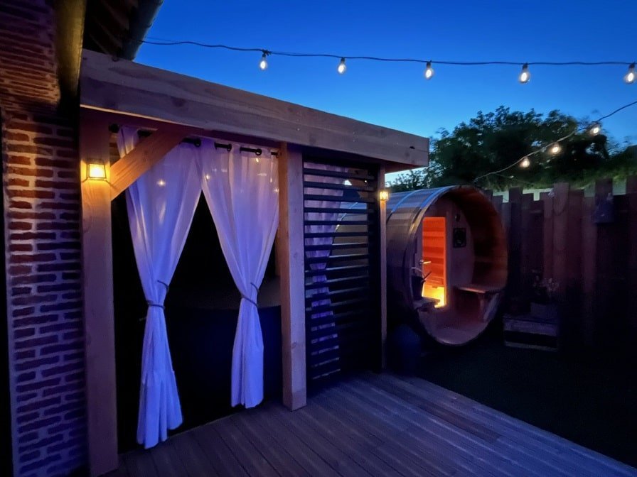 Gîtes de La Gasteleine - Côté Sauna et Jacuzzi - Love’nSpa - weekend en amoureux, love rooms avec spa ou jacuzzi privatifGîtes de La Gasteleine - Côté Sauna et Jacuzzi