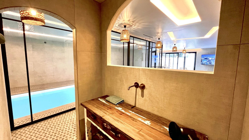Grèce Pool Spa - Belleville - sur - saône - Love’nSpa - weekend en amoureux, love rooms avec spa ou jacuzzi privatif12 de Grèce Pool Spa - Belleville-sur-saône