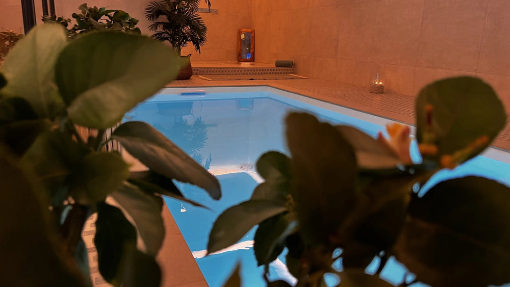 Grèce Pool Spa - Belleville - sur - saône - Love’nSpa - weekend en amoureux, love rooms avec spa ou jacuzzi privatif11 de Grèce Pool Spa - Belleville-sur-saône