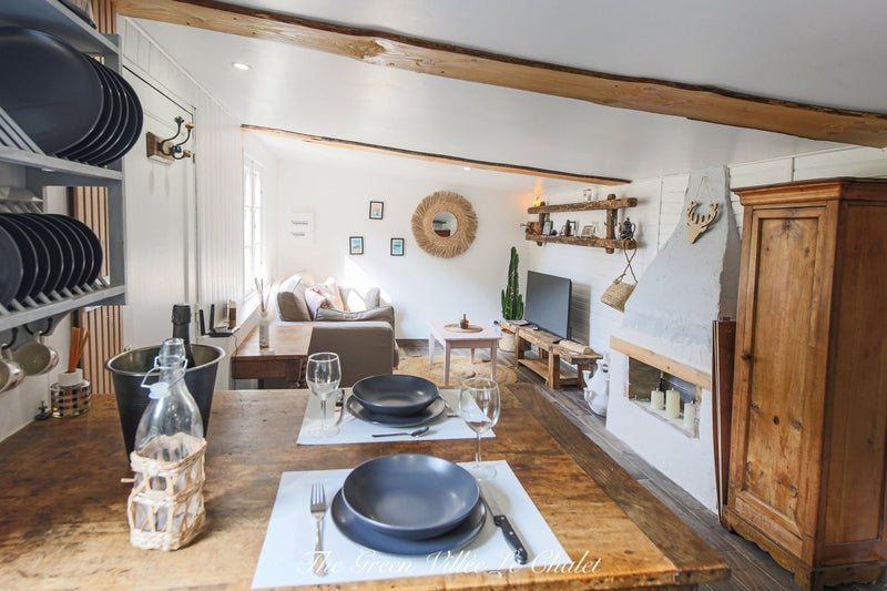 Green Villée - CHARMANT CHALET - Love’nSpa - weekend en amoureux, love rooms avec spa ou jacuzzi privatif3 de Green Villée - CHARMANT CHALET