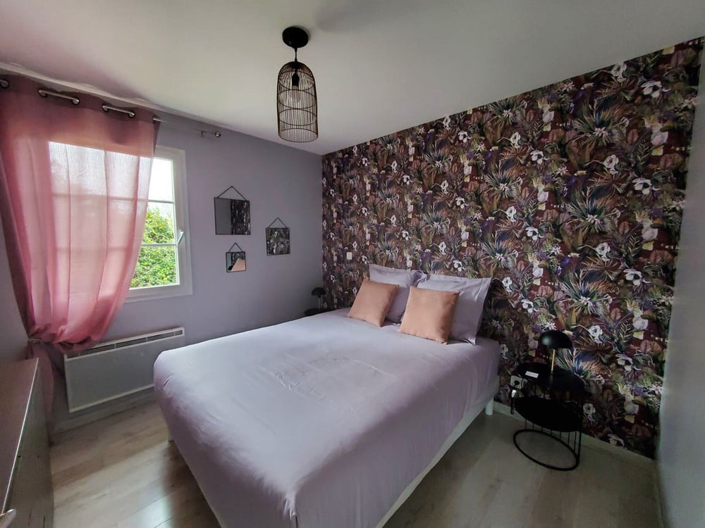 Hortensia - Love’nSpa - weekend en amoureux, love rooms avec spa ou jacuzzi privatif2 de Le Clos des Iris 85 - Hortensia